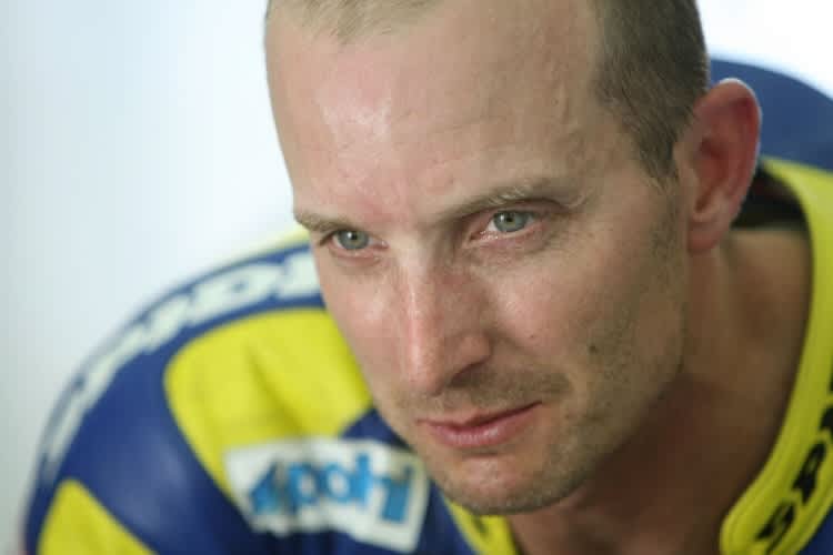 Colin Edwards: hartnäckige Nackenverletzung