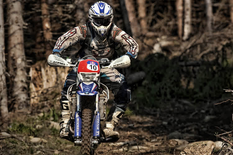 Über Stock und Stein: Andreas Lettenbichler