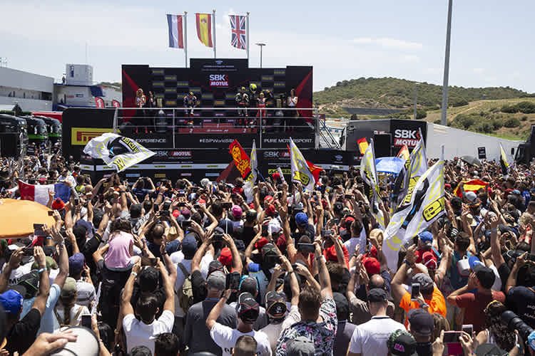 Promoter Dorna ist mit der Entwicklung der Superbike-WM zufrieden