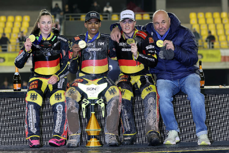 Das deutsche Goldtrio (v.l.): Hannah Grunwald, Mario Häusl und Norick Blödorn