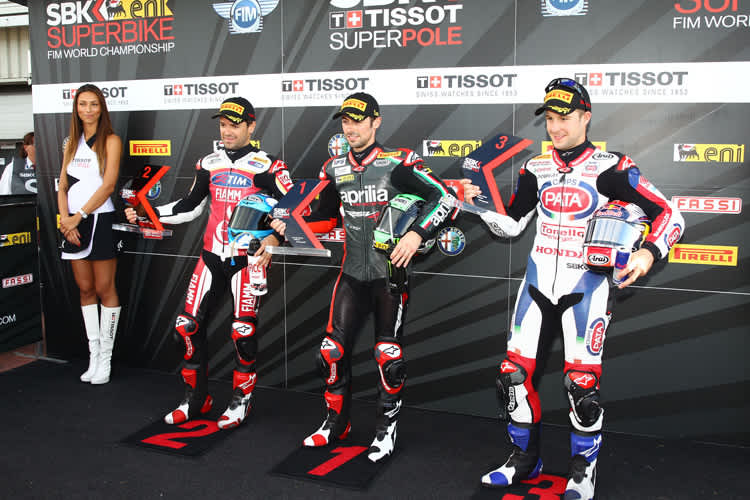 Die erste Startreihe in Silverstone: Checa, Laverty, Rea (v.l.)