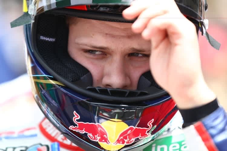 Stefan Bradl beisst die Zähne zusammen.