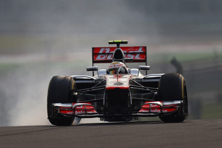 Lewis Hamilton lässt es fliegen.