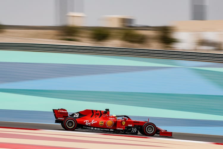 Mick Schumacher hielt bis kurz vor Schluss sensationell die Bestzeit