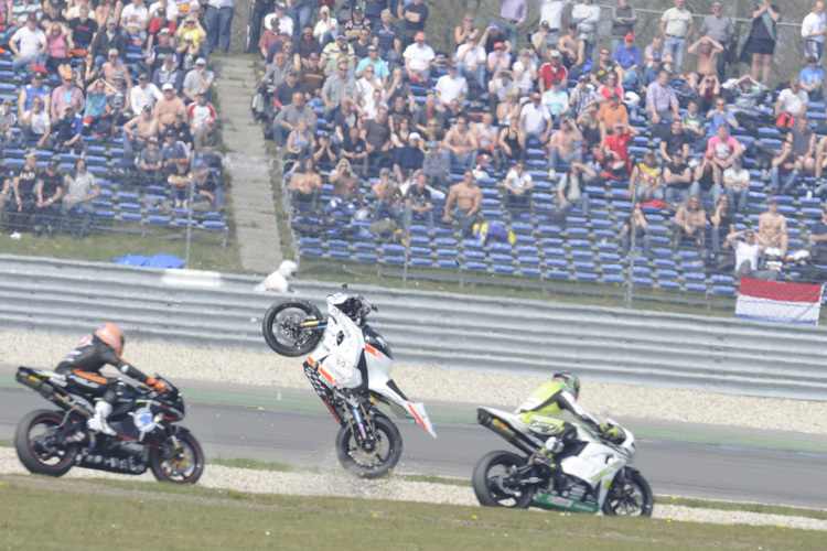 In Assen stürzte Sam Lowes spektakulär