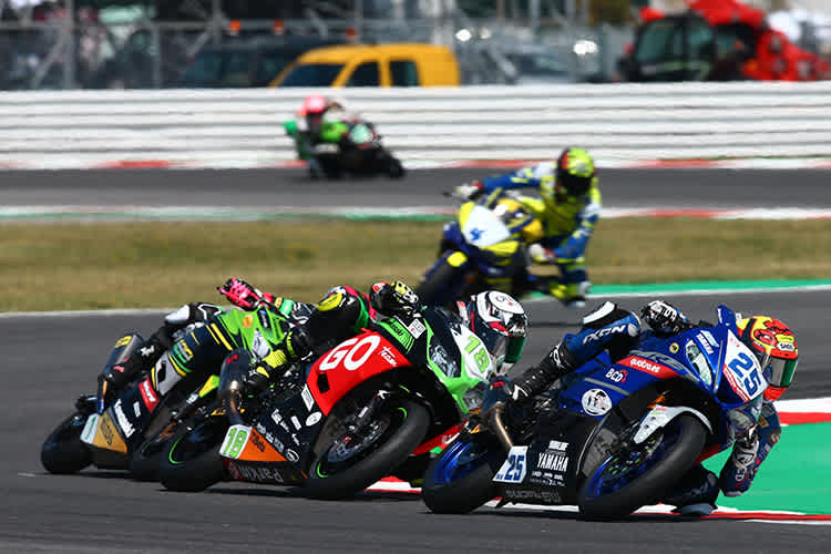 2019: Andy Verdoia vor Weltmeister Manuel Gonzalez und Ana Carrasco