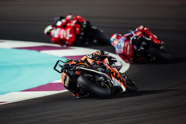 Brad Binder fuhr lange hinter Bagnaia und Di Giannantonio auf Platz 3
