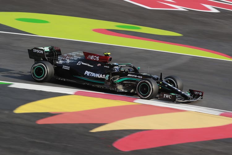 Valtteri Bottas blieb im Qualifying der Schnellste