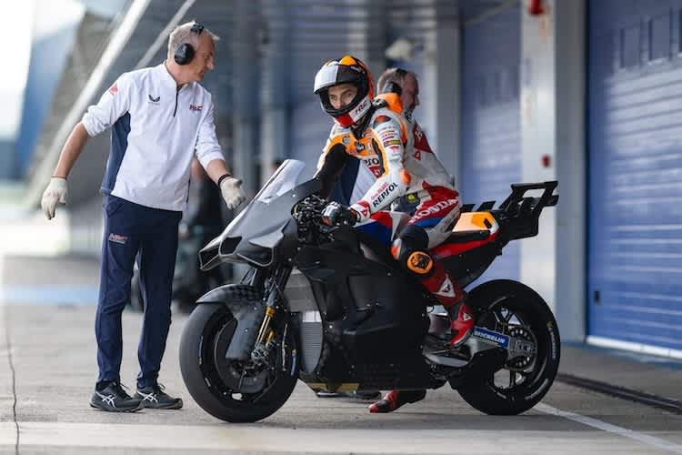 Luca Marini startet in Jerez mit der Entwicklungs-Honda-RC213V