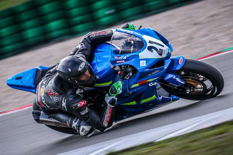 Marco Nekvasil auf der Suzuki vom Team Alber Bischoff