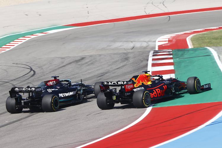 Max Verstappen und Lewis Hamilton lieferten sich in Austin ein starkes Duell