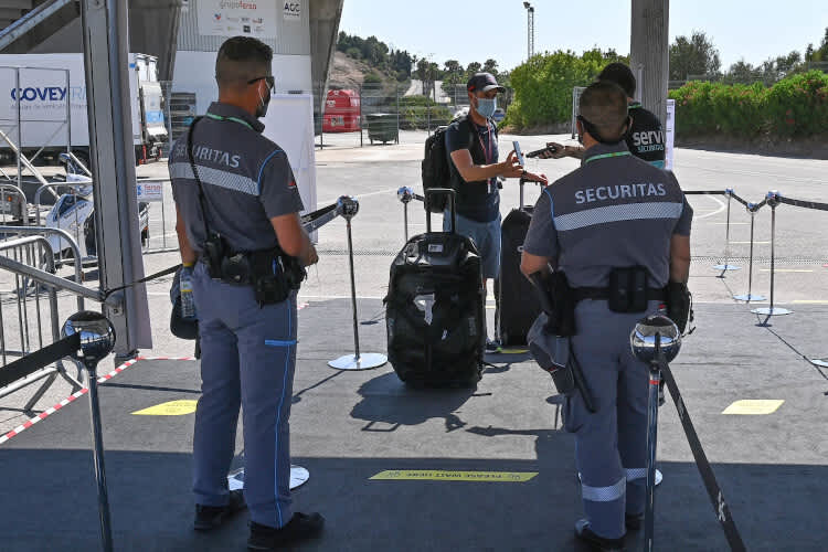 Moto2-Ass Tom Lüthi bei der Ankunft in Jerez
