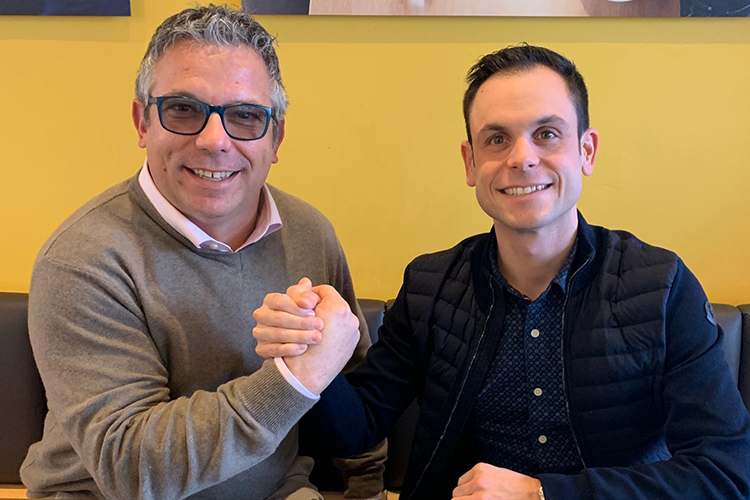 Teamchef Lucio Pedercini (li.) mit Sandro Cortese