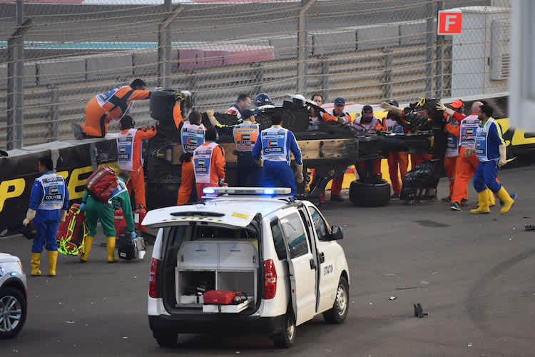  Nico Hülkenberg musste aus seiner misslichen Lage befreit werden 