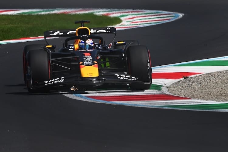 Glanztat auf dem Highspeed-Kurs: Zum zweiten Mal nach 2021 schnappte sich Max Verstappen die Monza-Pole