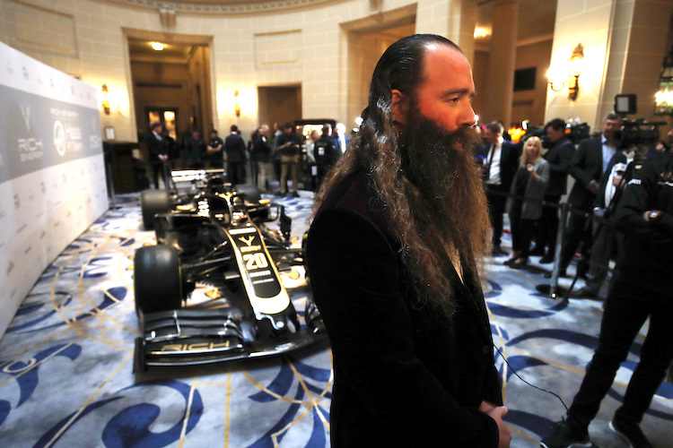 Rich-Energy-CEO William Storey bei der Haas-Präsentation Anfang 2019