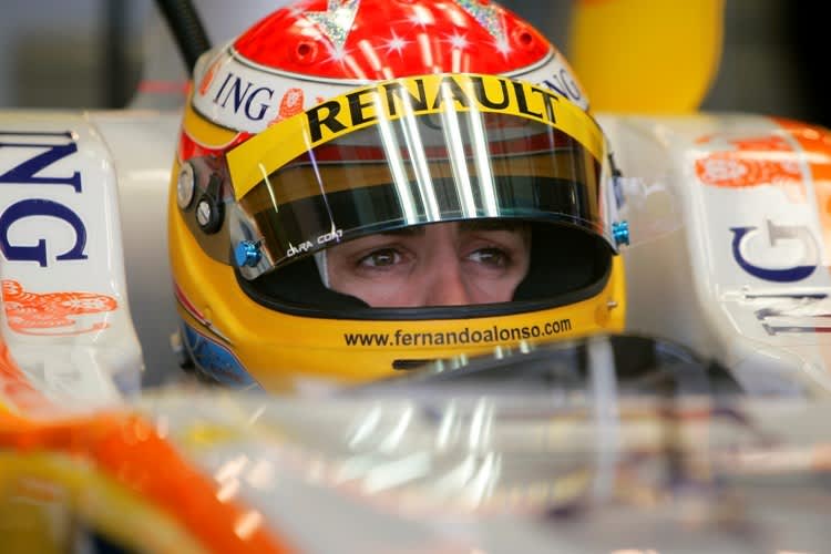 Hält Renault noch nicht für siegfähig: Fernando Alonso