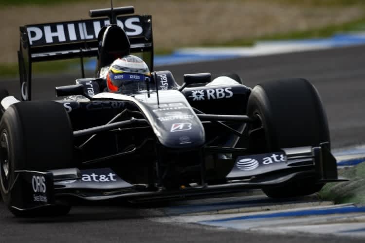 Williams mit neuer Fahrzeugnase.