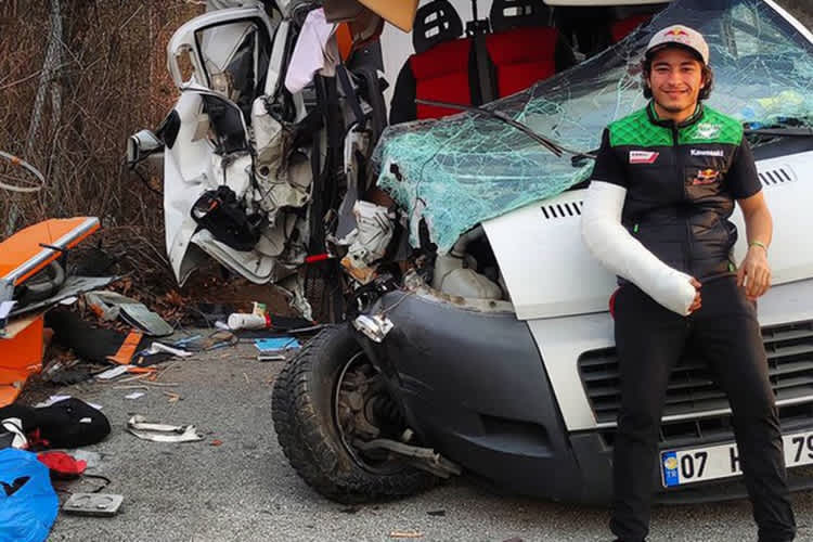 Can Öncü: Transporter ist schrott, der Arm kaputt