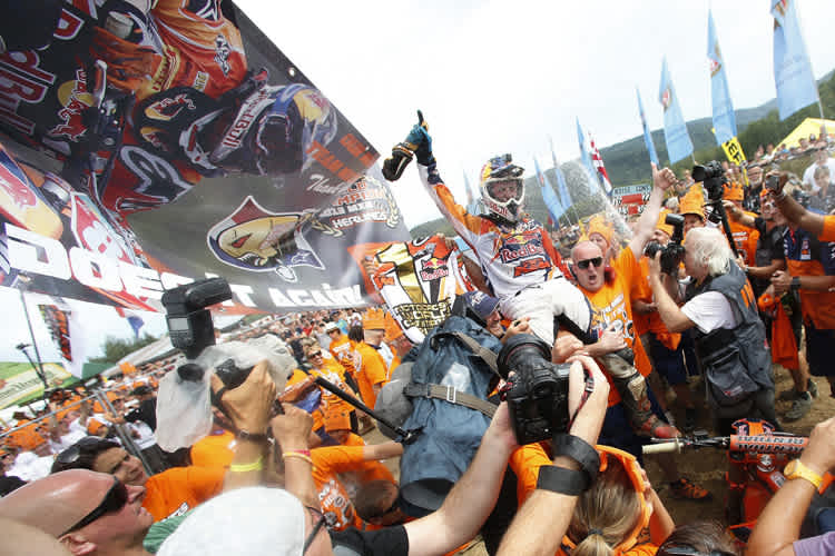 Grenzenloser Jubel bei KTM: Jeffrey Herlings ist erneut Weltmeister