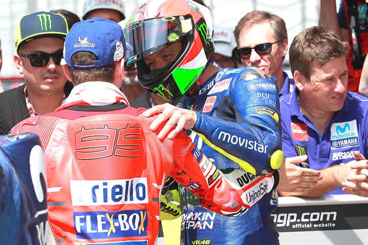 Jorge Lorenzo mit Valentino Rossi