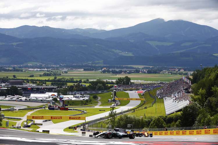 Lewis Hamilton schaffte den 4,318 km langen Red Bull Ring in 1:04,839 min