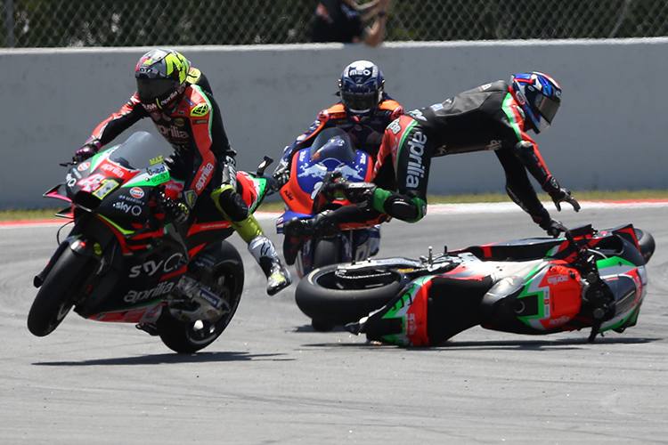 Aleix Espargaró (41) wurde von Smith abgeräumt