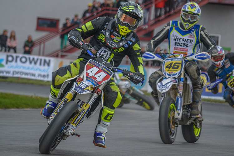 Am ersten Juli-Wochenende gibt es endlich wieder Supermoto