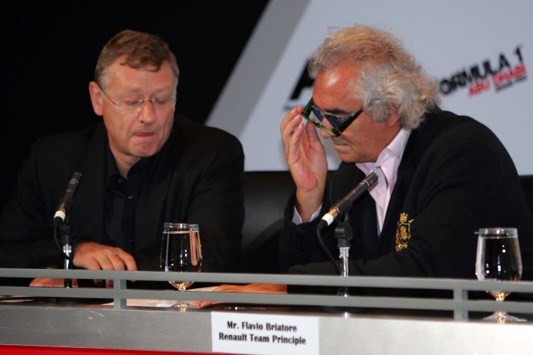 Hermann Tilke (li., hier mit F.Briatore) plant den Kurs in Texas