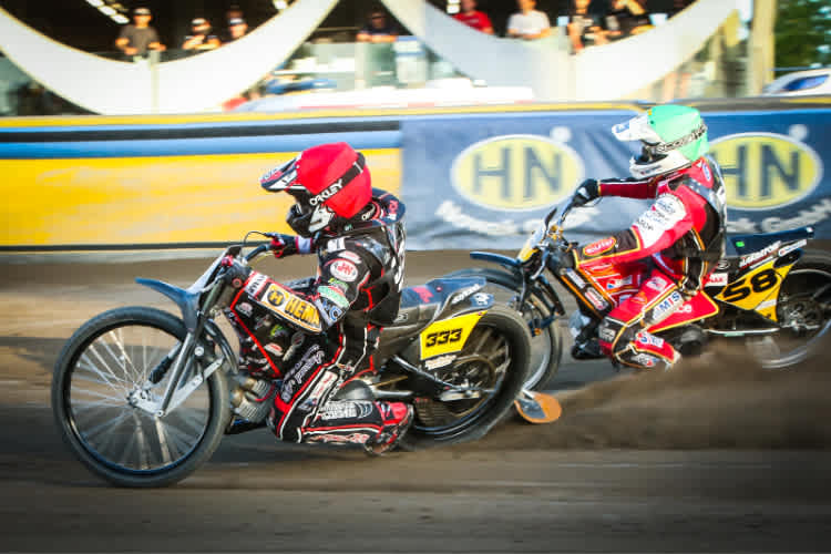 Kenneth Hansen vor Stanislaw Burza