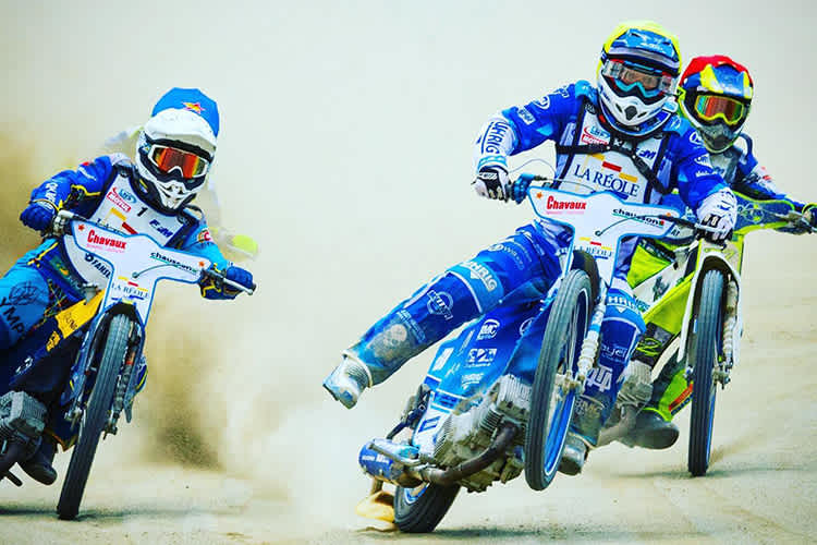 Max Dilger (vorne) fuhr in Frankreich vorneweg