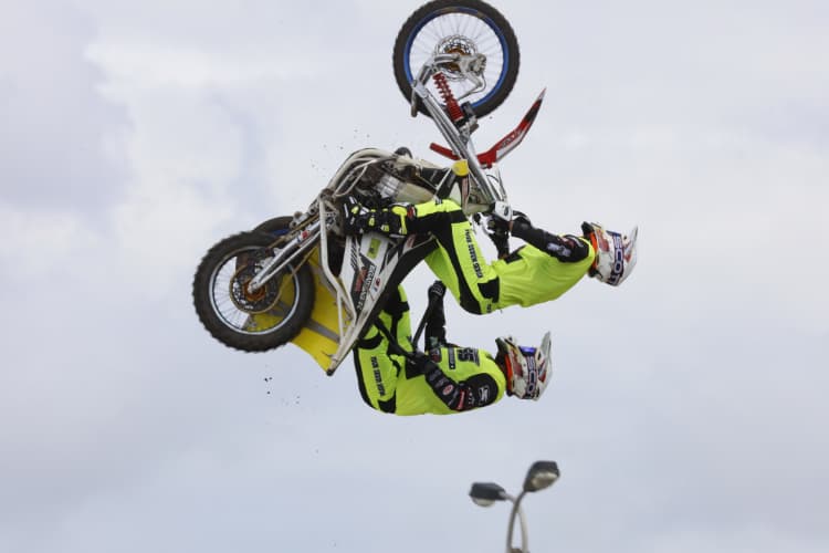 Van Daele und Beernaert beim Backflip in Lommel
