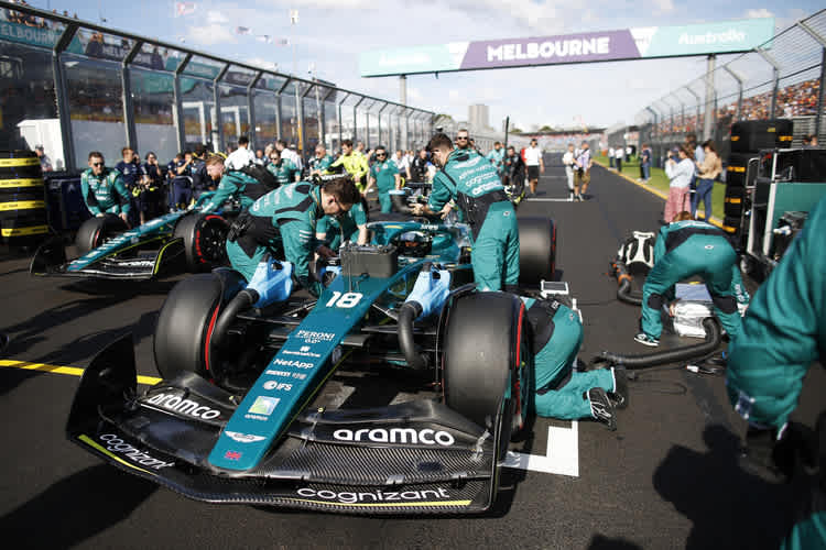Das Aston Martin Team hatte in Melbourne alle Hände voll zu tun