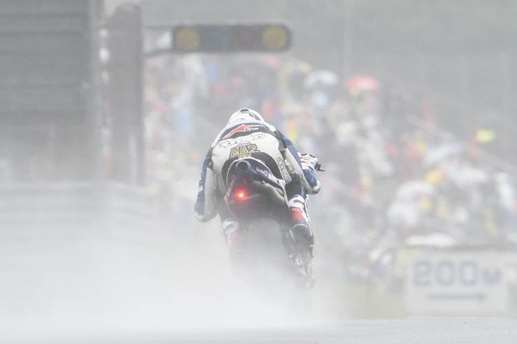 In der Gischt war nicht viel zu sehen