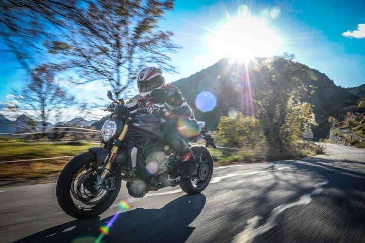 Vier Jahre Garantie für mehrere Ducatiu-Modelle, so auch die Monster 1200 S 