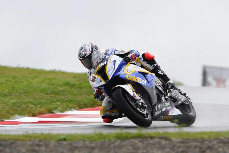 Marco Melandri (BMW) feierte seinen dritten Saisonsieg