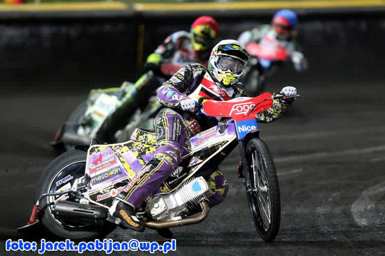 Tobias Busch ist einer von vier Deutschen in Landshut