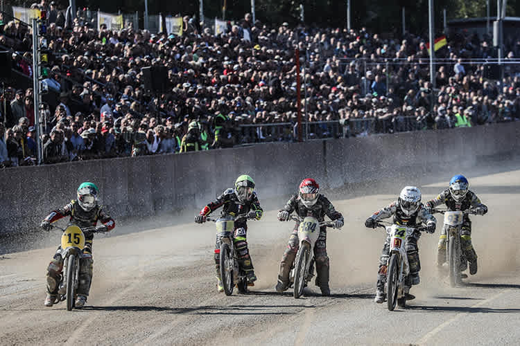 Heute selbst auf der 1000-Meter-Bahn üblich: Nur fünf Fahrer