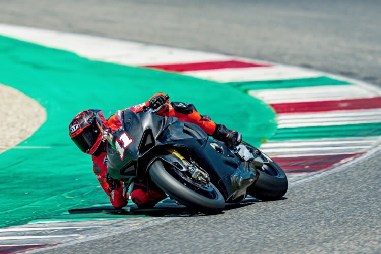 Nicolo Bulega in Mugello auf der Ducati V4R