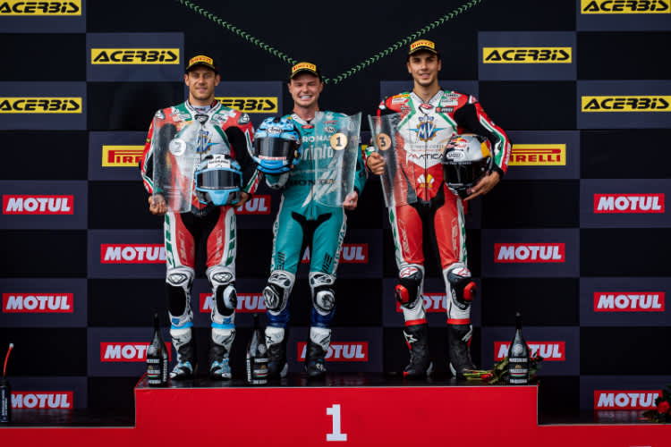 Die Top-3 Marcel Schrötter, Tarran Mackenzie und Bahattin Sofuoglu (v.l.)