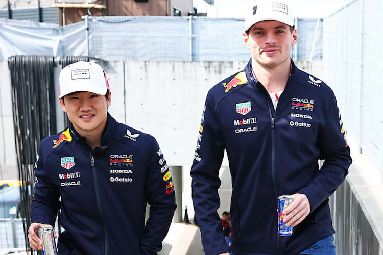 Yuki Tsunoda und Max Verstappen