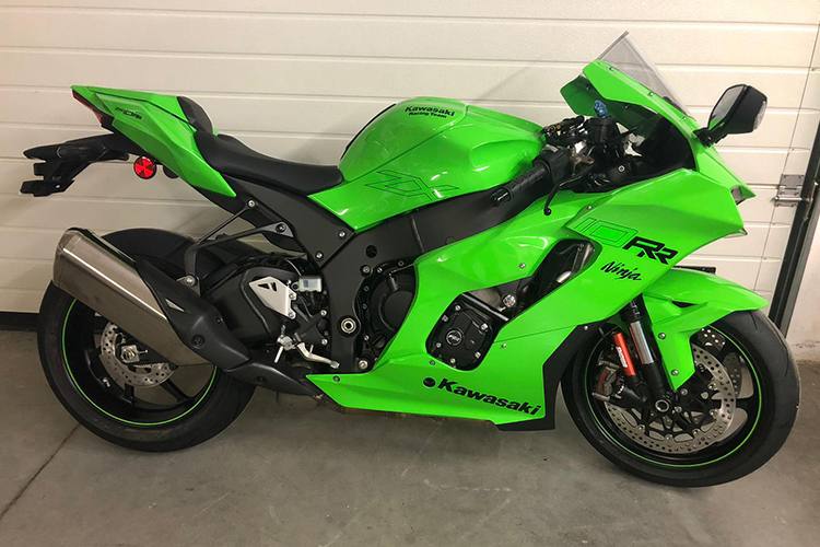 Die neue Kawasaki ZX-10RR im Serientrimm