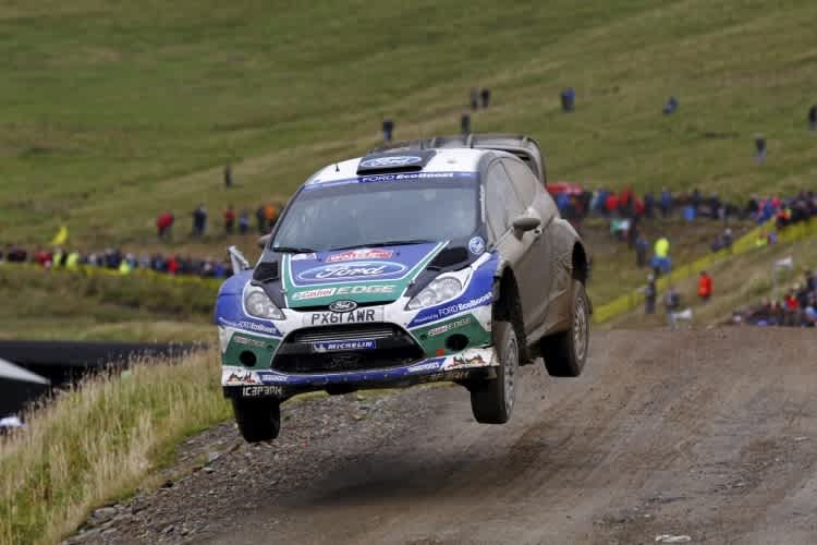 Jari-Matti Latvala baute Wales-Führung aus.