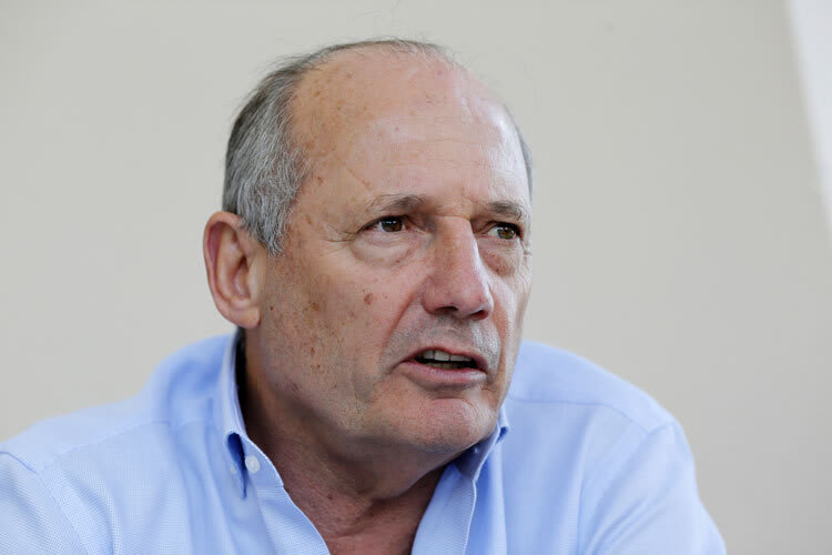 Ron Dennis muss weiter nach Investoren suchen