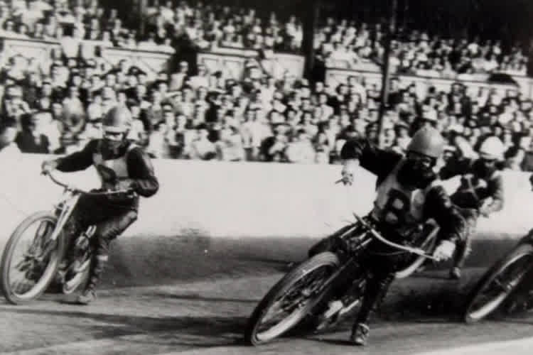 Arthur Payne, links im Bild, wurde einmal Fünfter im WM-Finale