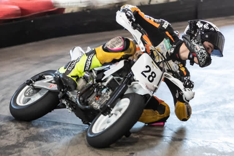 Lennox Lehmann auf dem Pitbike