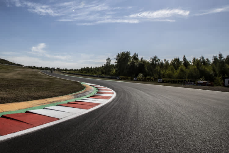 Einige Streckenbegrenzungen stehen sehr nahe