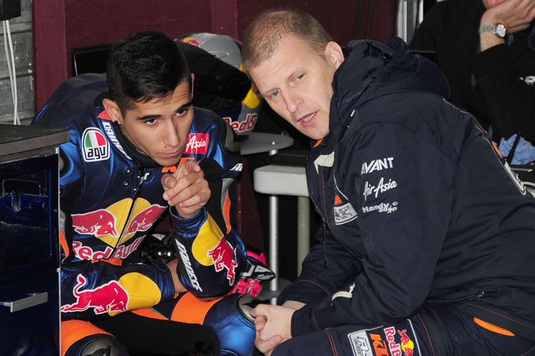 Luis Salom (li.) mit seinem neuen Teamchef Aki Ajo