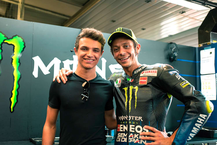 Lando Norris in Silverstone mit Valentino Rossi