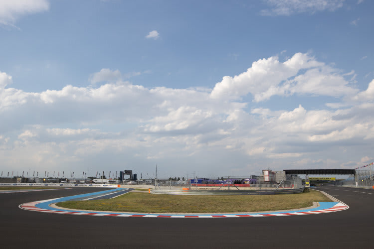 Kurve 1 auf dem neuen Balaton Park Circuit